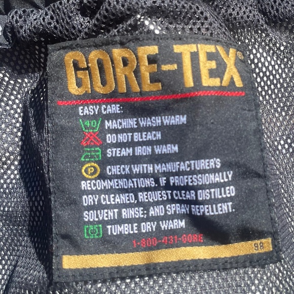 Great Condition ~ Mountain Hardware Gore-tex Ski/Snow Pants (Men’s Size Medium) - Picture 9 of 13